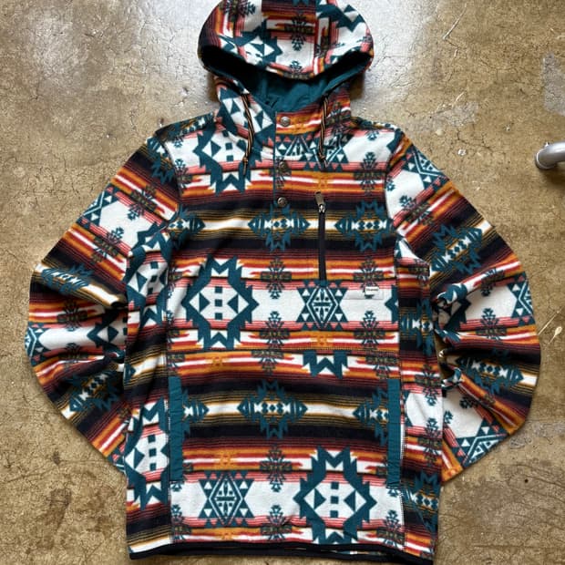 Dravus 나바호 패턴 후드 플리스 풀오버