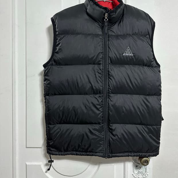 나이키 ACG 패딩 베스트