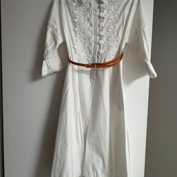 흰색 레이스 셔츠 원피스