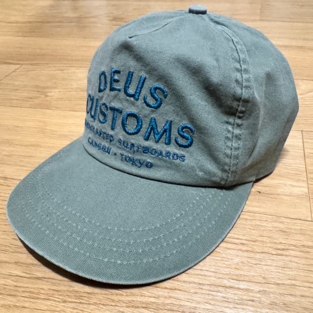 데우스 엑스 마키나 모자 볼캡