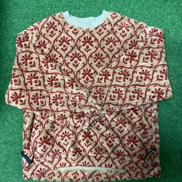 캐피탈 플리스 맨투맨