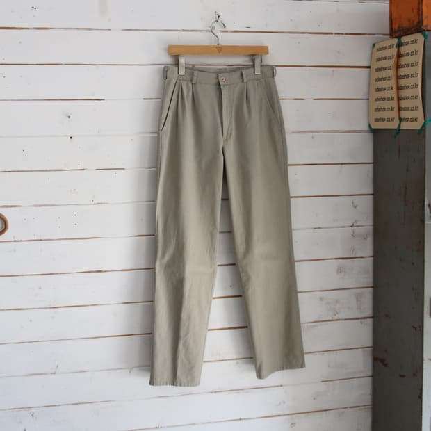 (착용컷) L.L.Bean 클래식 치노 팬츠 (남성용 29)