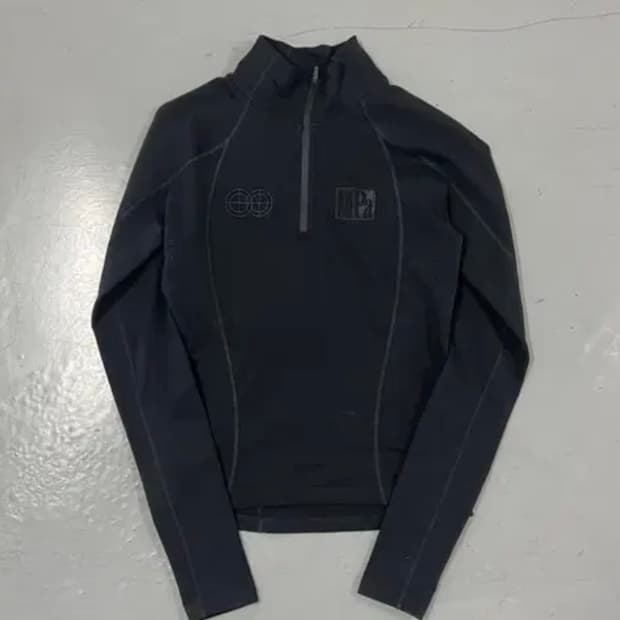 플라스틱프로덕트 여성 반집업 블랙