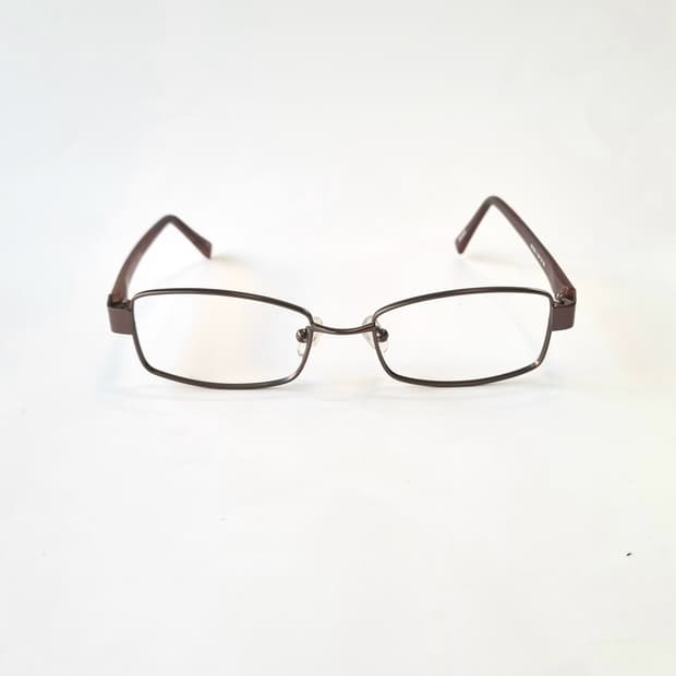 진열상품 NICOLE 사각 건메탈브라운 안경테 399