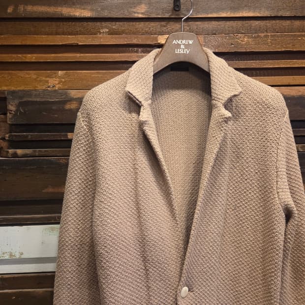 드루모어 니트자켓