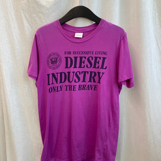 DIESEL 퍼플 반팔티셔츠(M)