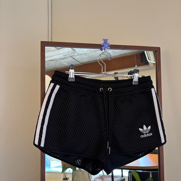 아디다스 삼선 메시 반바지 블랙