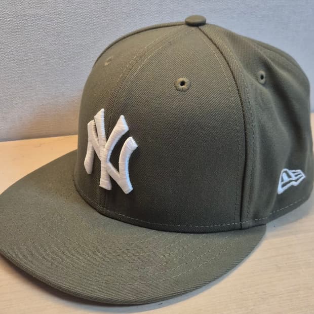 뉴에라)뉴욕 양키스 베이직 사이즈캡 올리브