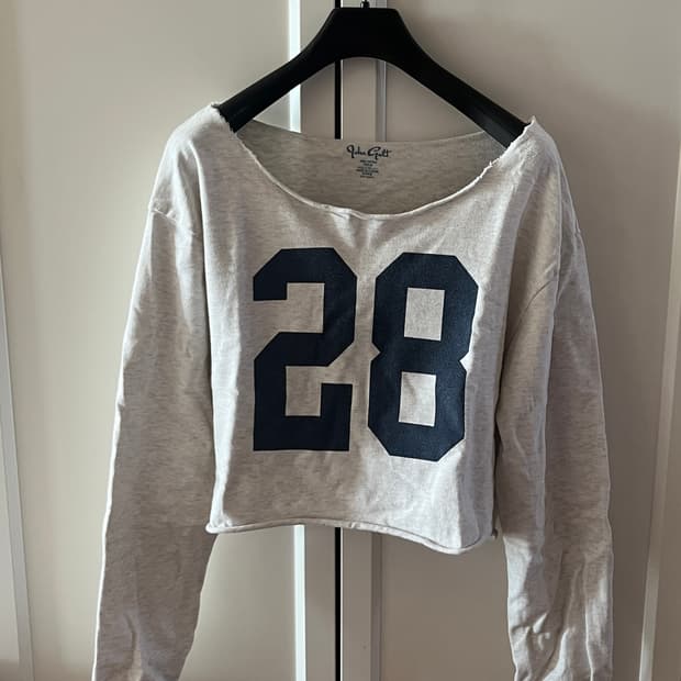 브랜디멜빌 원숄더 오프숄더 맨투맨28