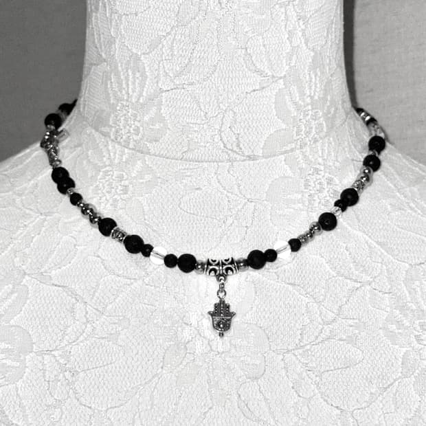 [MUSIM] HANDMADE NECKLACE