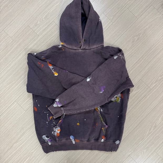 블라인드 파일즈 페인팅 후드 1