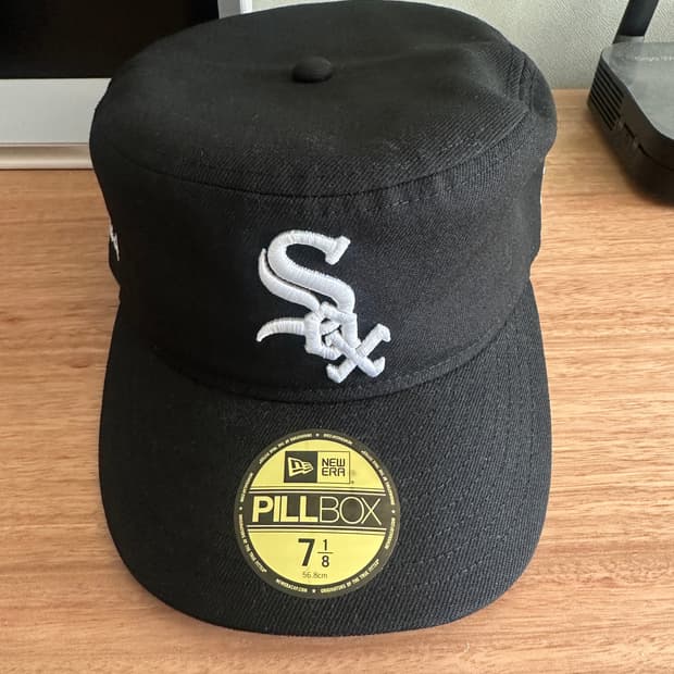 뉴에라 시카고 화이트삭스 필박스 718(56.8)