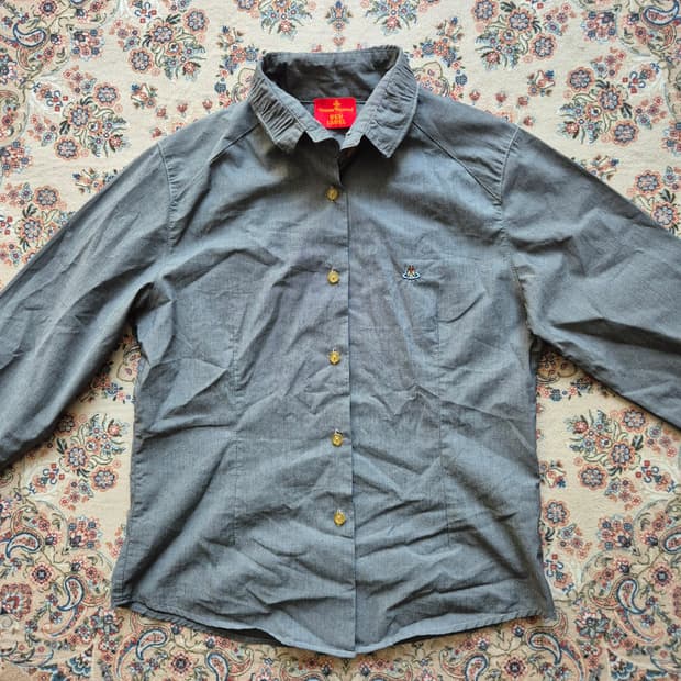 비비안웨스트우드 레드라벨 그레이 셔츠