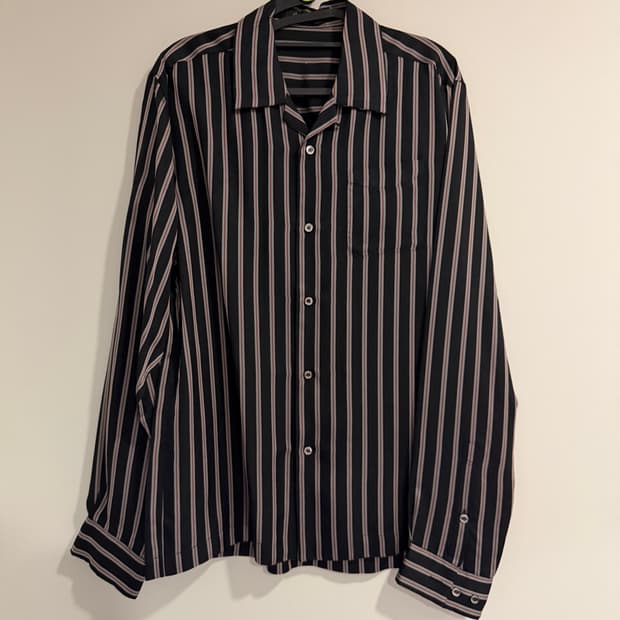 the Shepherd 언더커버  큐프로 스트라이프 오픈카라 셔