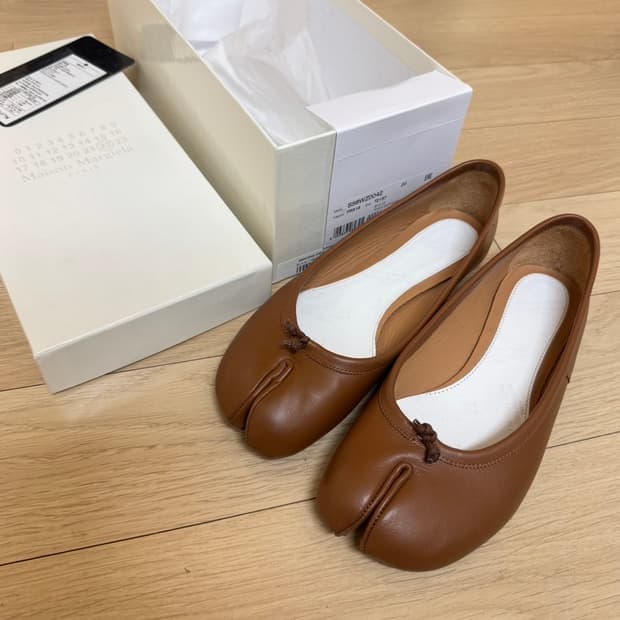 메종 마르지엘라 타비 슈즈 카멜 35