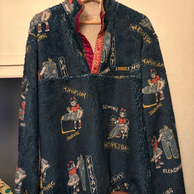 캐피탈 컨트리 캘린더 패턴 후리스 풀오버 4사이즈