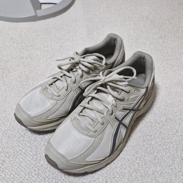 아식스 조그100 베이지 260