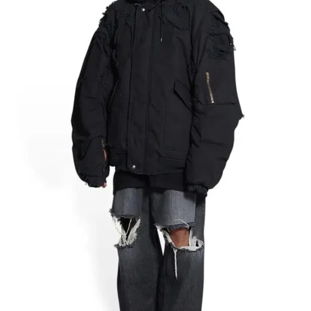 [2] 발렌시아가 디스트로이드 유니티 봄버 자켓