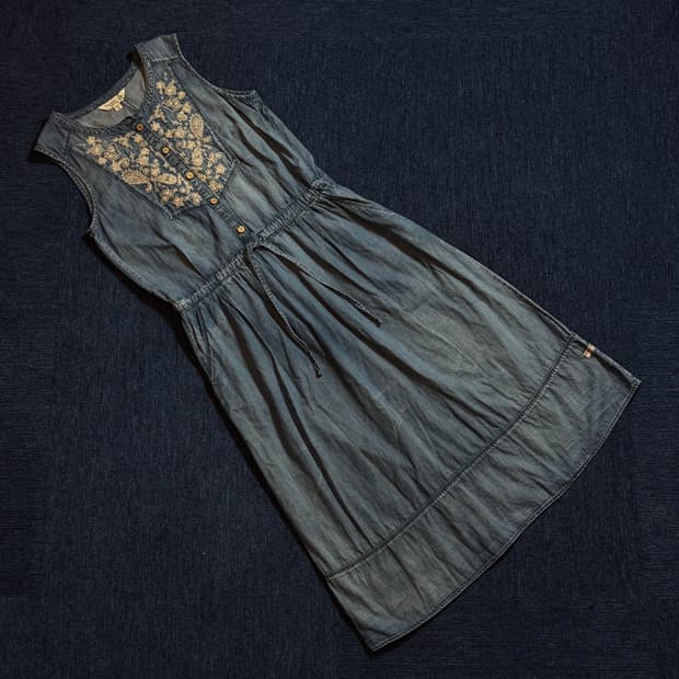 모리걸 자수포인트 데님 롱 원피스