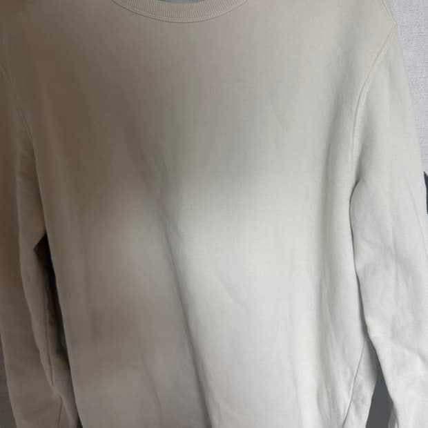 스톤아일랜드 맨투맨 아이보리색 L