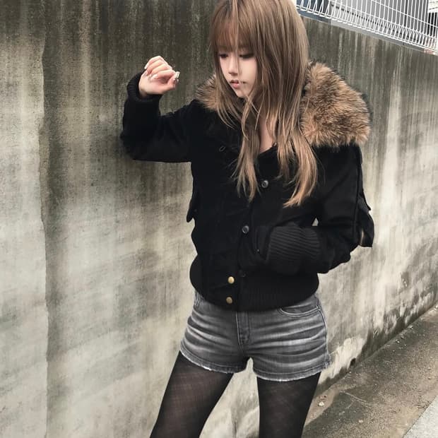 쿄이 나나 벨벳 빈티지 점퍼 블랙