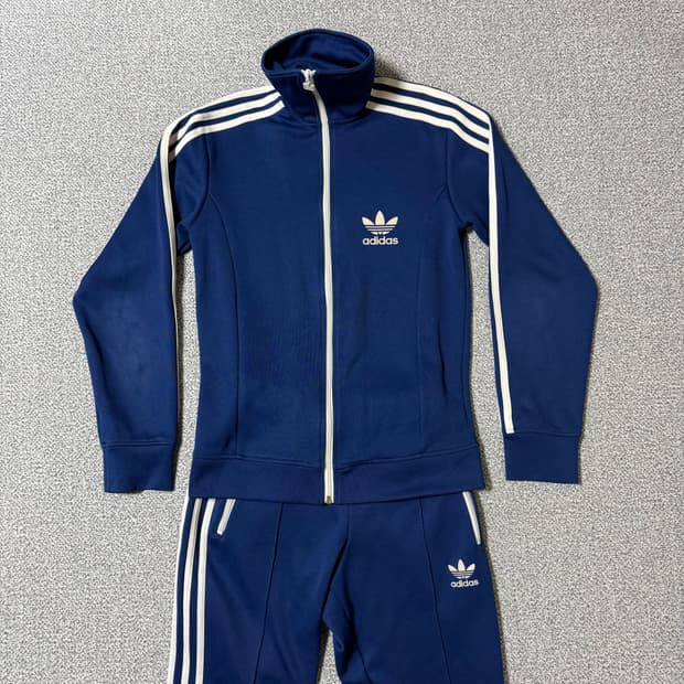 아디다스 트레이닝 셋업