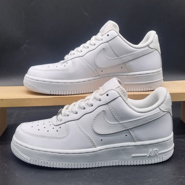 나이키 에어포스1 로우 운동화 235