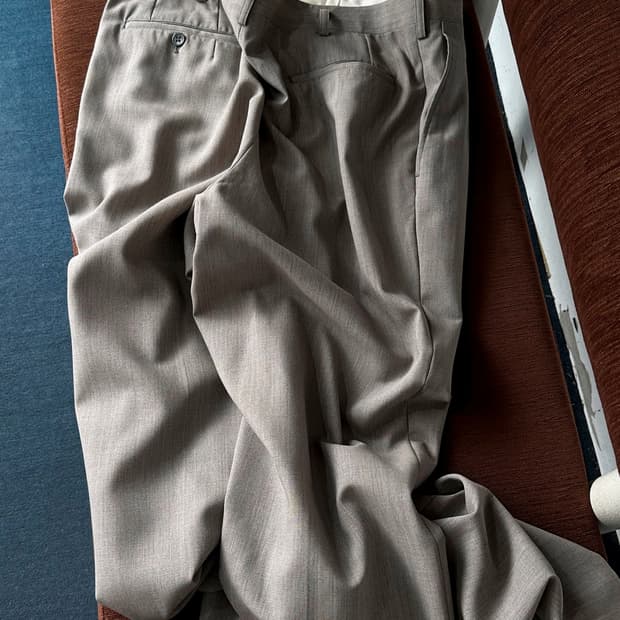 Water repellent light wool wide trousers