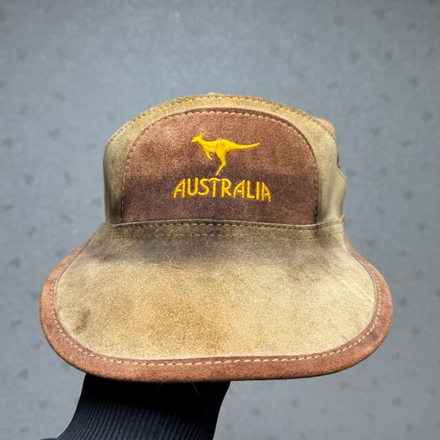호주 빈티지 스웨이드 캡