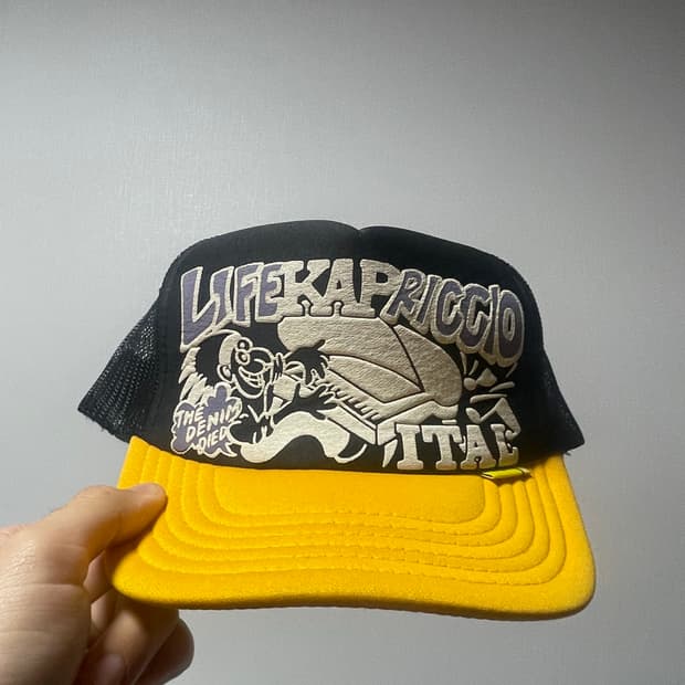 캐피탈 카프리치오 트러커캡