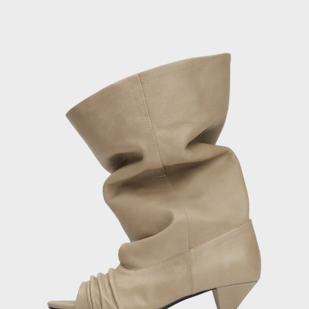 이크닉 101 slouchy open toe boots / ivory
