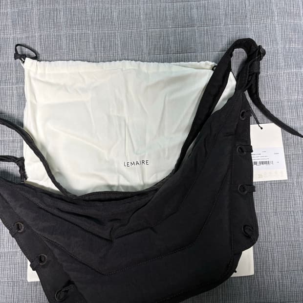 르메르 게임백 스몰 다크초코