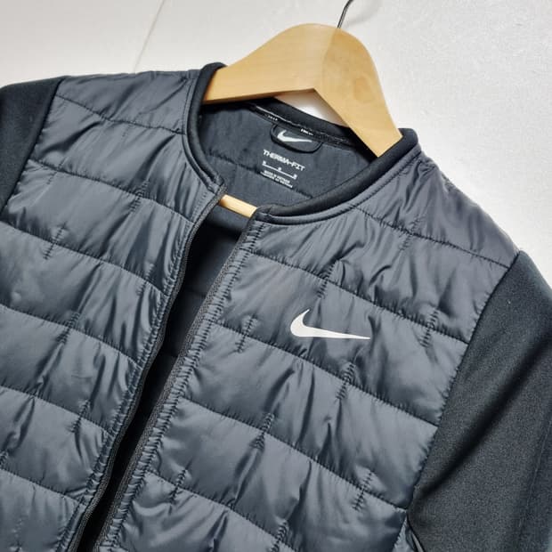 여성 나이키 러닝 써마핏 경량 패딩 자켓 트레이닝복 러닝복 런닝복