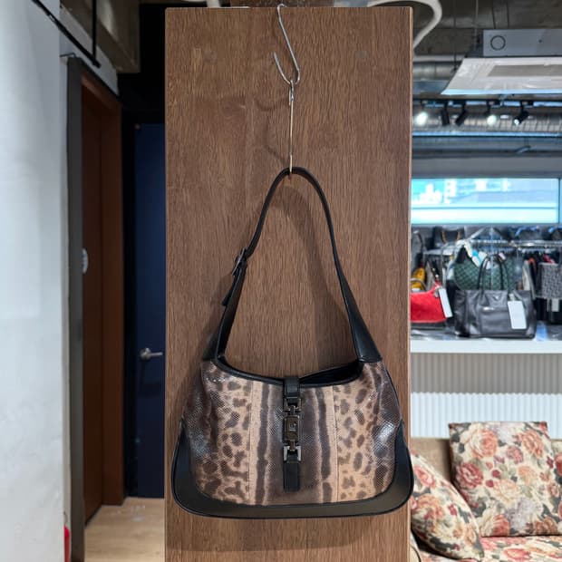 구찌 브라운 리자드 레더 재키 호보백 