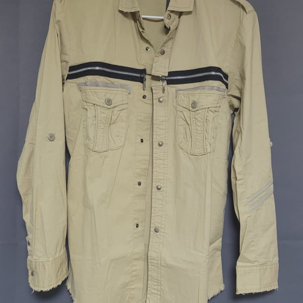 14th addiction cross zip shirt
