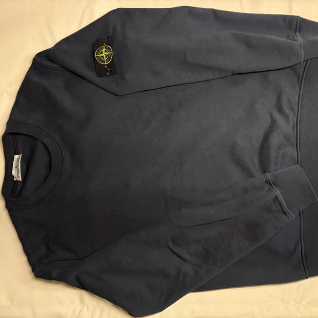 스톤 아일랜드 맨투맨