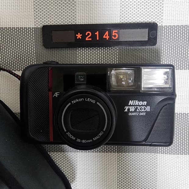 니콘 TW 줌 데이터백 필름카메라 파우치포함