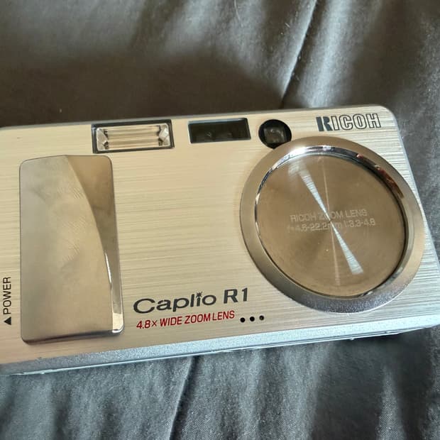 Ricoh caplio r1