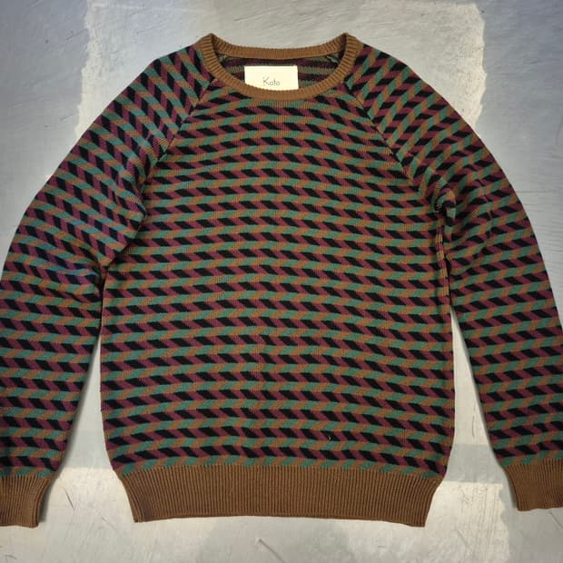 Koto 패턴 니트