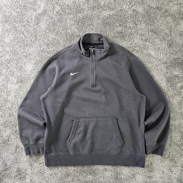 Nike 맨투맨