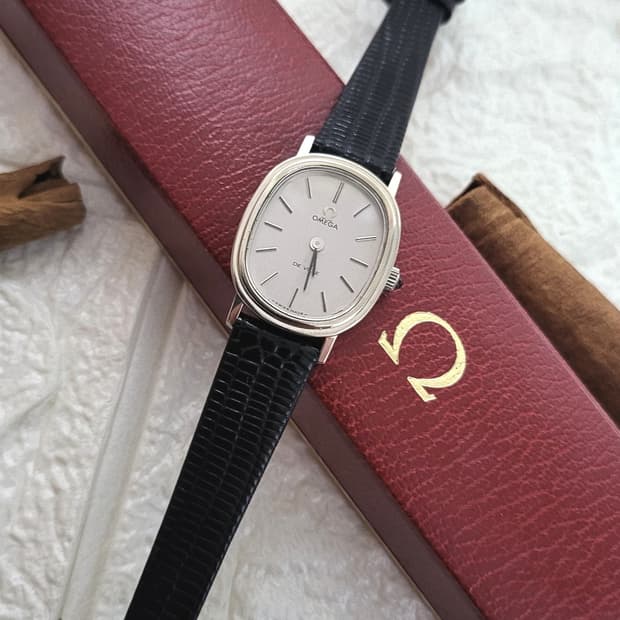 정품 오메가 드빌 엘립스 수동 시계 이청아 오메가 드빌시계 정품 박스포함