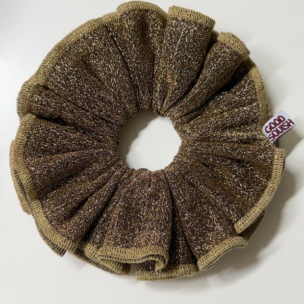 굿스퀴시 스크런치 골드