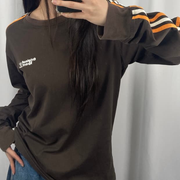 아디다스 브라운 롱슬리브