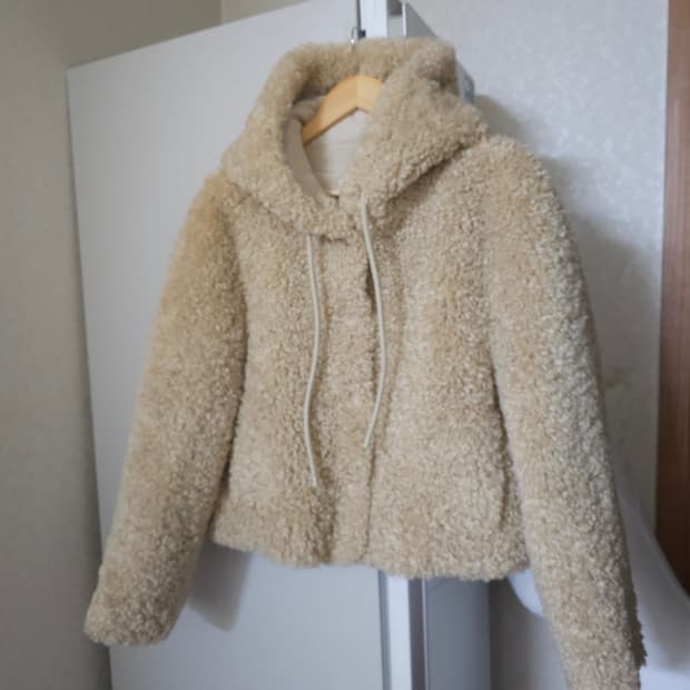 뽀글이 후드 숏 자켓 베이지