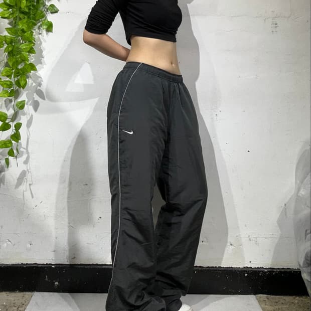 나이키 차콜 사이드 라인 부츠컷 트랙 팬츠 추리닝 바지 L