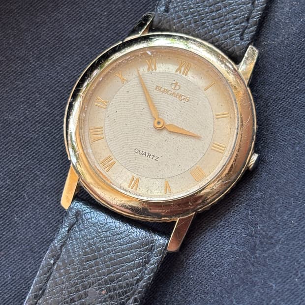 vintage elegangs leather watch