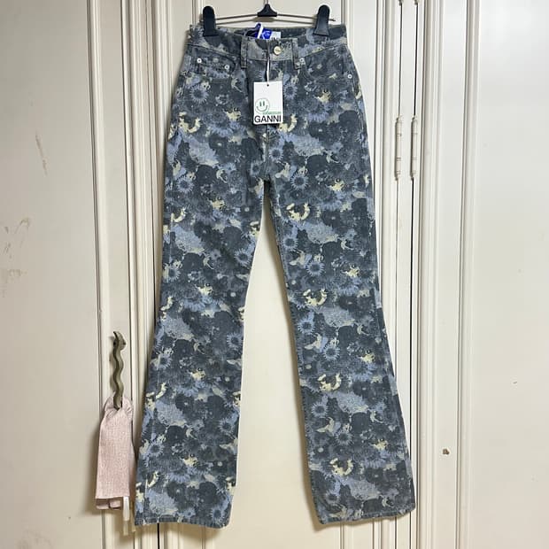 택있음) GANNI 가니 플로랄 패턴 데님 팬츠