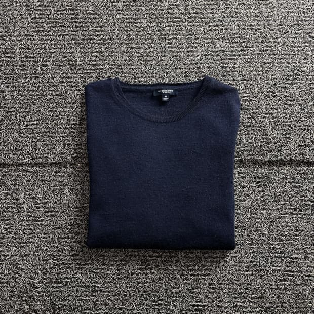버버리 아카이브 미니멀 네이비 니트 3482
