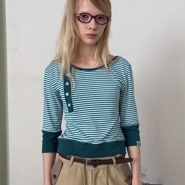 헤레틱 BUTTON STRIPE ASYM HENLEY T-SHIRT