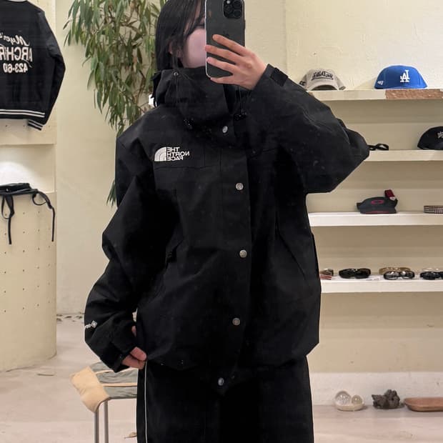 더 노스 페이스 고어텍스 후디드 패딩 자켓 U527